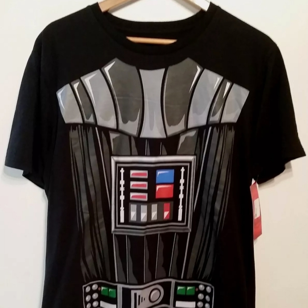 Star Wars Adult Men’s Darth Vader T-Shirt Detachab